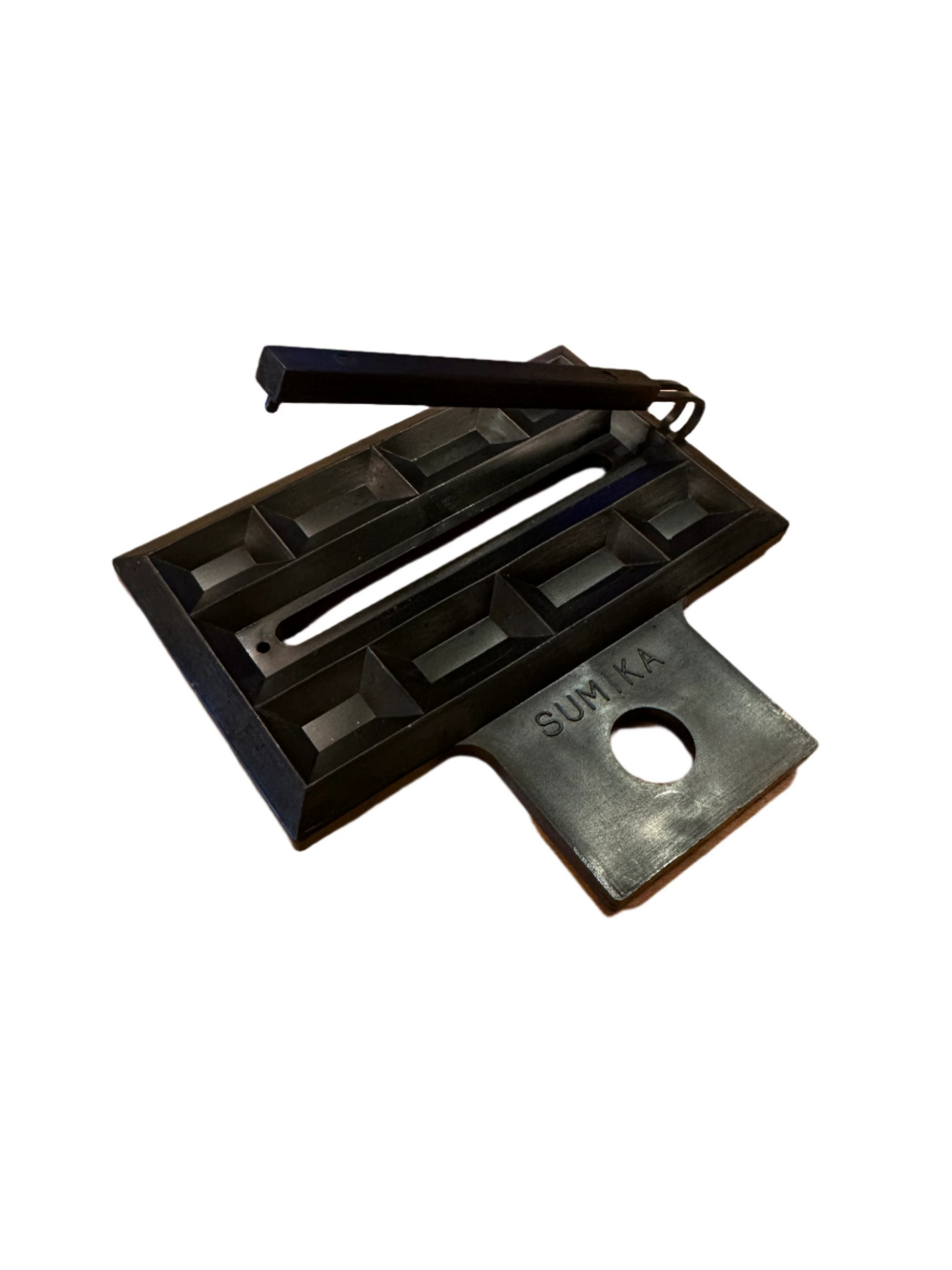 Sumisansui R Tube Stopper used to stop the flow of water anywhere along the irrigation tube length. Can be used with R-Wide, sumisoaker max, sumi soaker max