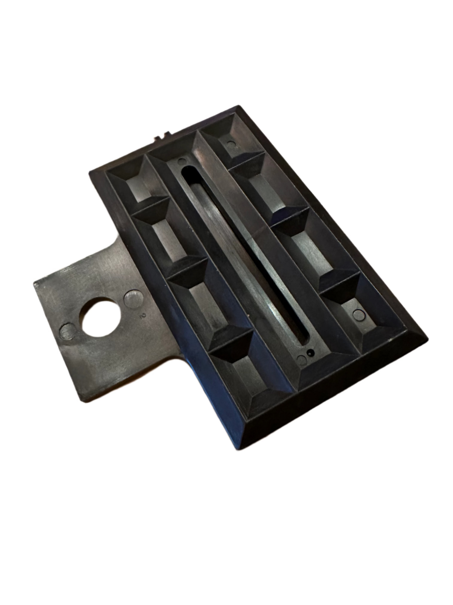 Sumisansui R Tube Stopper used to stop the flow of water anywhere along the irrigation tube length. Can be used with R-Wide, sumisoaker max, sumi soaker max
