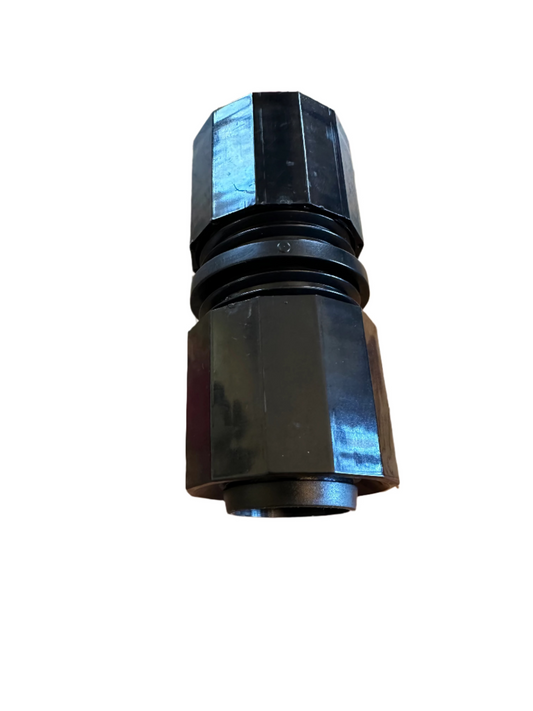 Sumisansui Tube connector made from heavy duty plastic. Used to connect multiple lengths of sumi soaker max tube or repair a damaged sumisoaker max tube. 