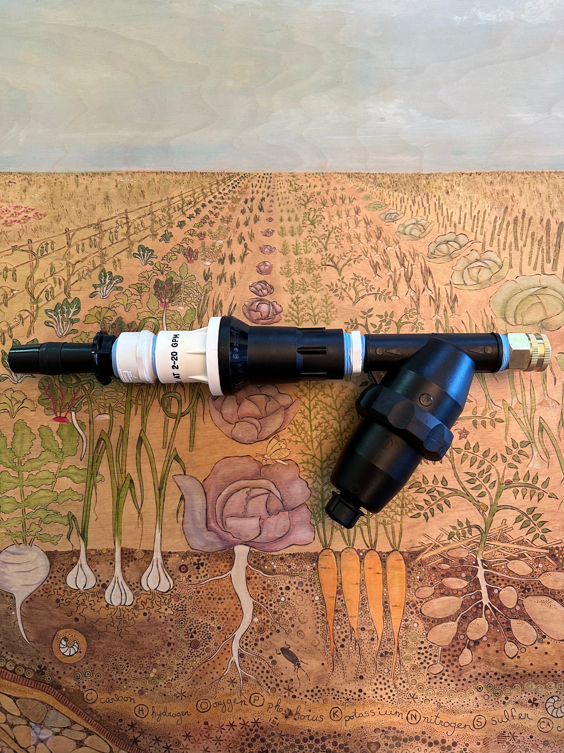 Sumisansui M series garden hose connect kit with brass garden hose swivel, nylon body stainless screen filter, 12 psi pressure regulator, m start connector. for use with mark 2, mark 3, sumi soaker, sumisoaker max